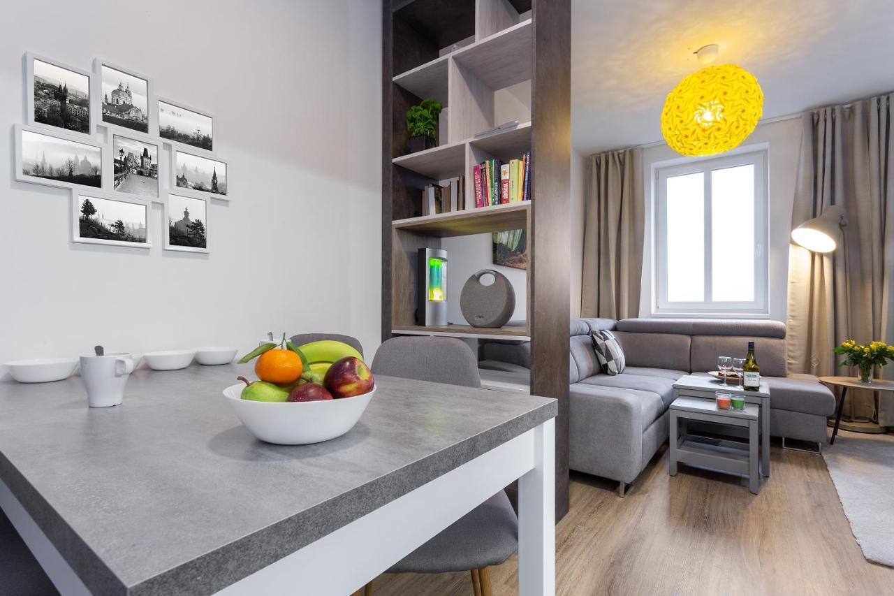 Harfa Apartments Praag Buitenkant foto